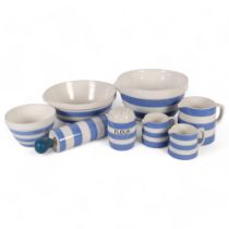 2 T G Green Cornishware mixing bowls, rolling pin, flour sifter, H11.5cm, etc, most with green