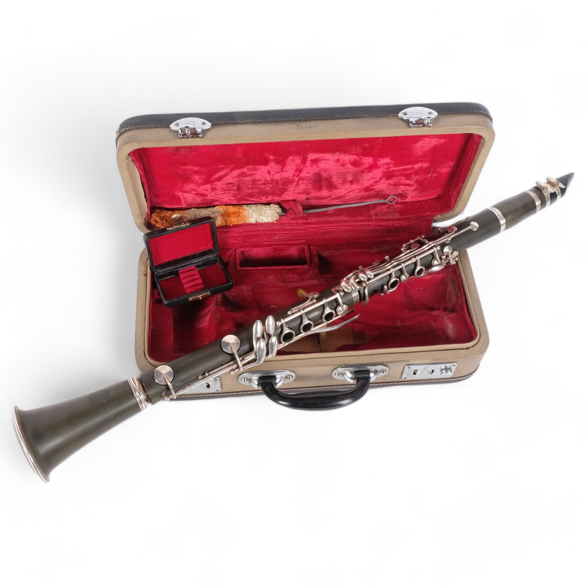 A Hsinghai clarinet, serial no. D130, in original fitted hardshell case
