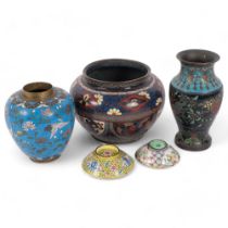 A group of cloisonne items, including a ginger jar, a vase jardiniere and 2 small dishes All A/F