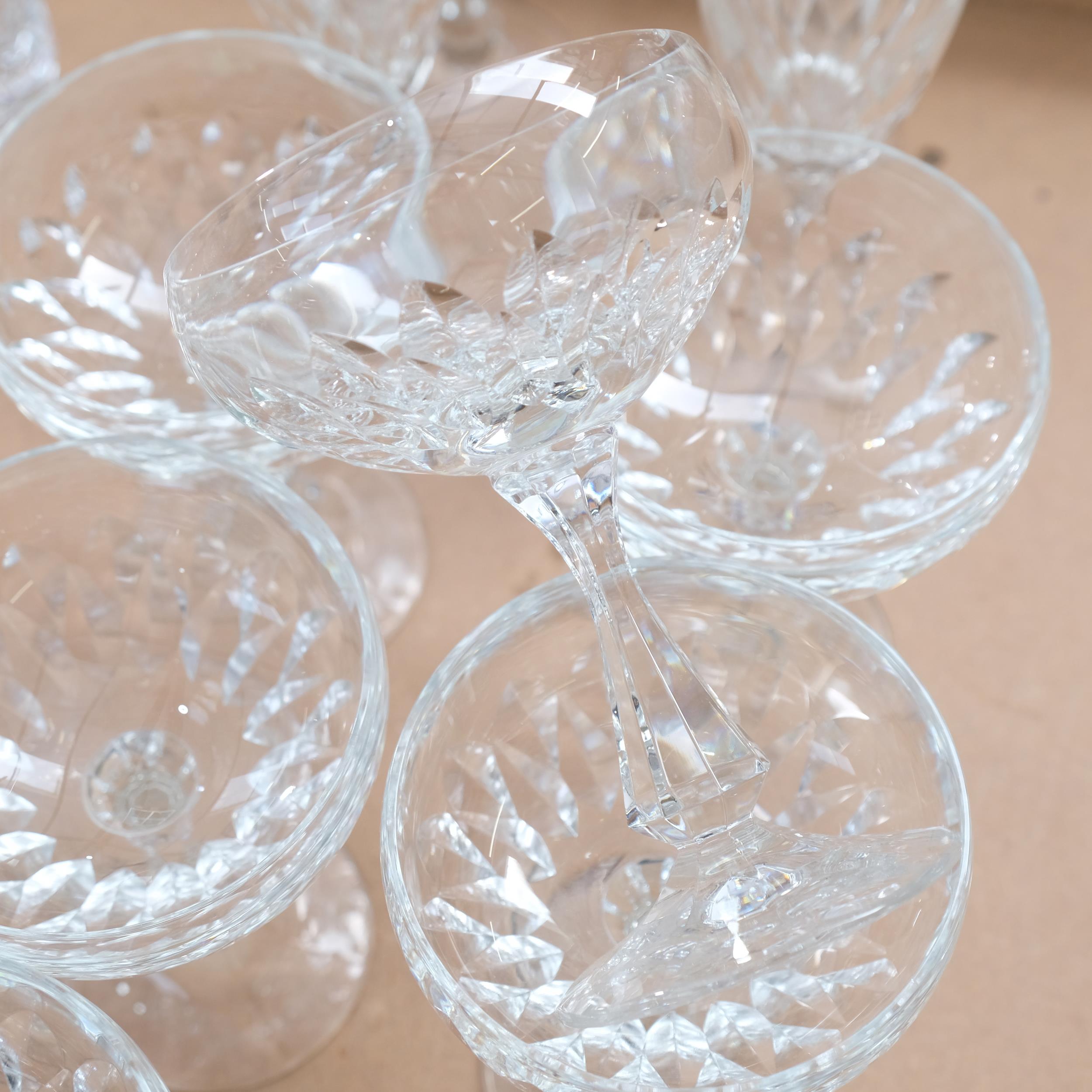 4 Zweisel Champagne flutes, 19.5cm, matching Champagne glasses and Brandy balloons - Image 2 of 2