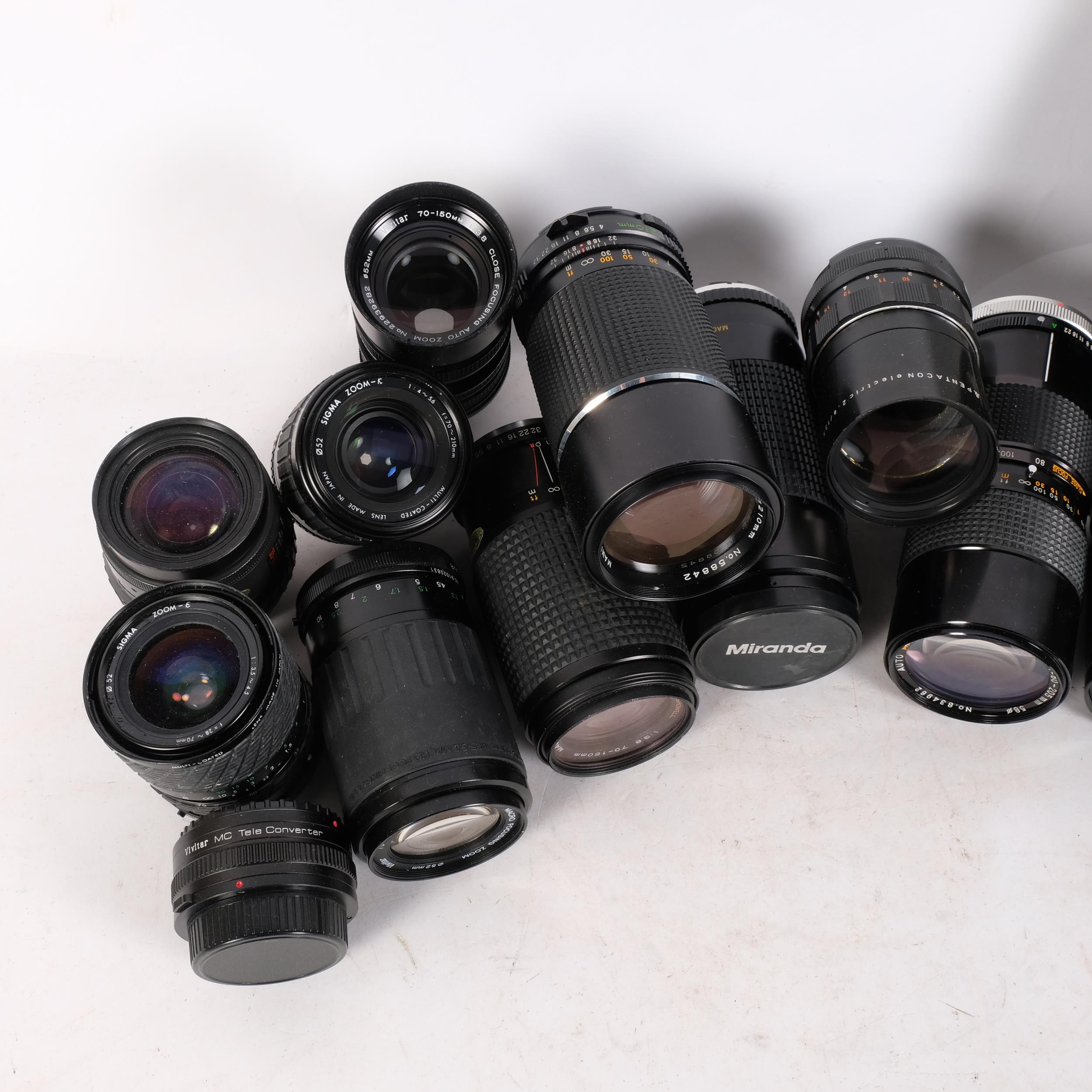 A quantity of Vintage camera lenses, various brands, including Miranda, Mitakon, Vivitar, Mamiya- - Image 2 of 2