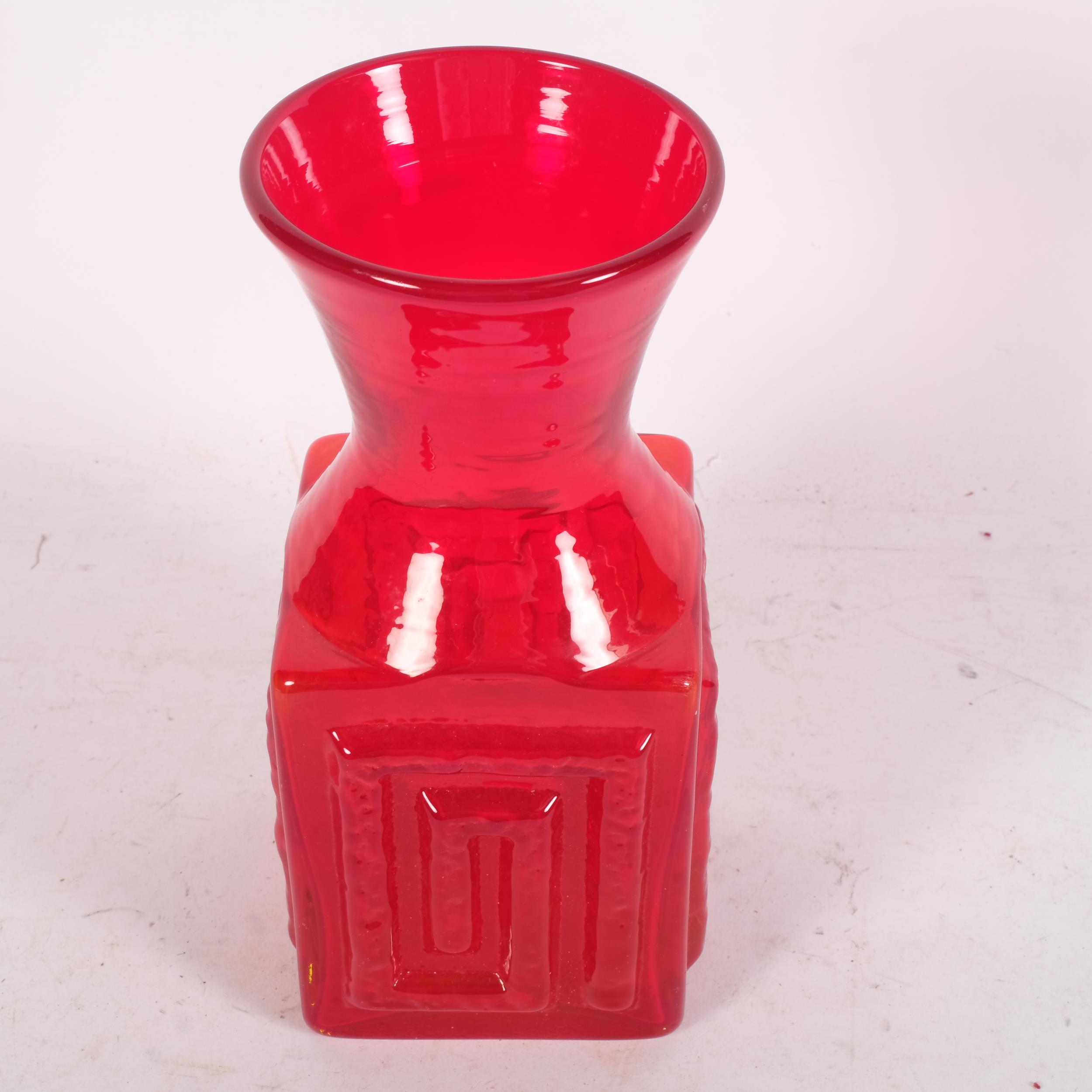 A Dartington Glass Greek Key pattern red glass vase, 24cm - Image 2 of 2