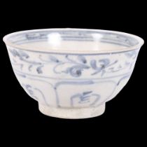 A Chinese Ming Dynasty porcelain blue and white bowl, with label to the underside Hoi An Hoard-Visal