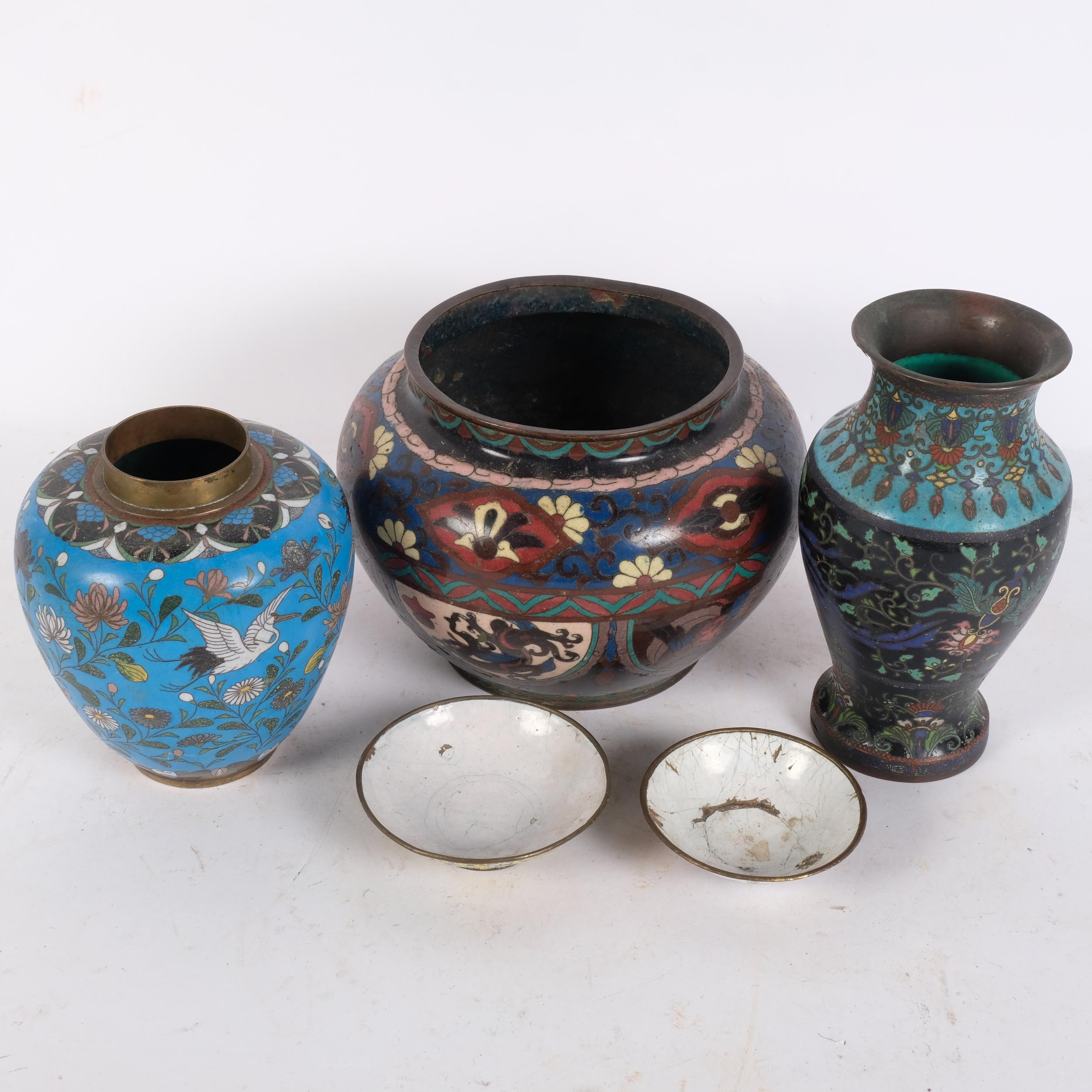 A group of cloisonne items, including a ginger jar, a vase jardiniere and 2 small dishes All A/F - Image 2 of 2