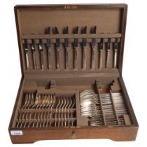 MAPPIN & WEBB - a silver plated canteen of cutlery for 6 people, in fitted oak case (carving set