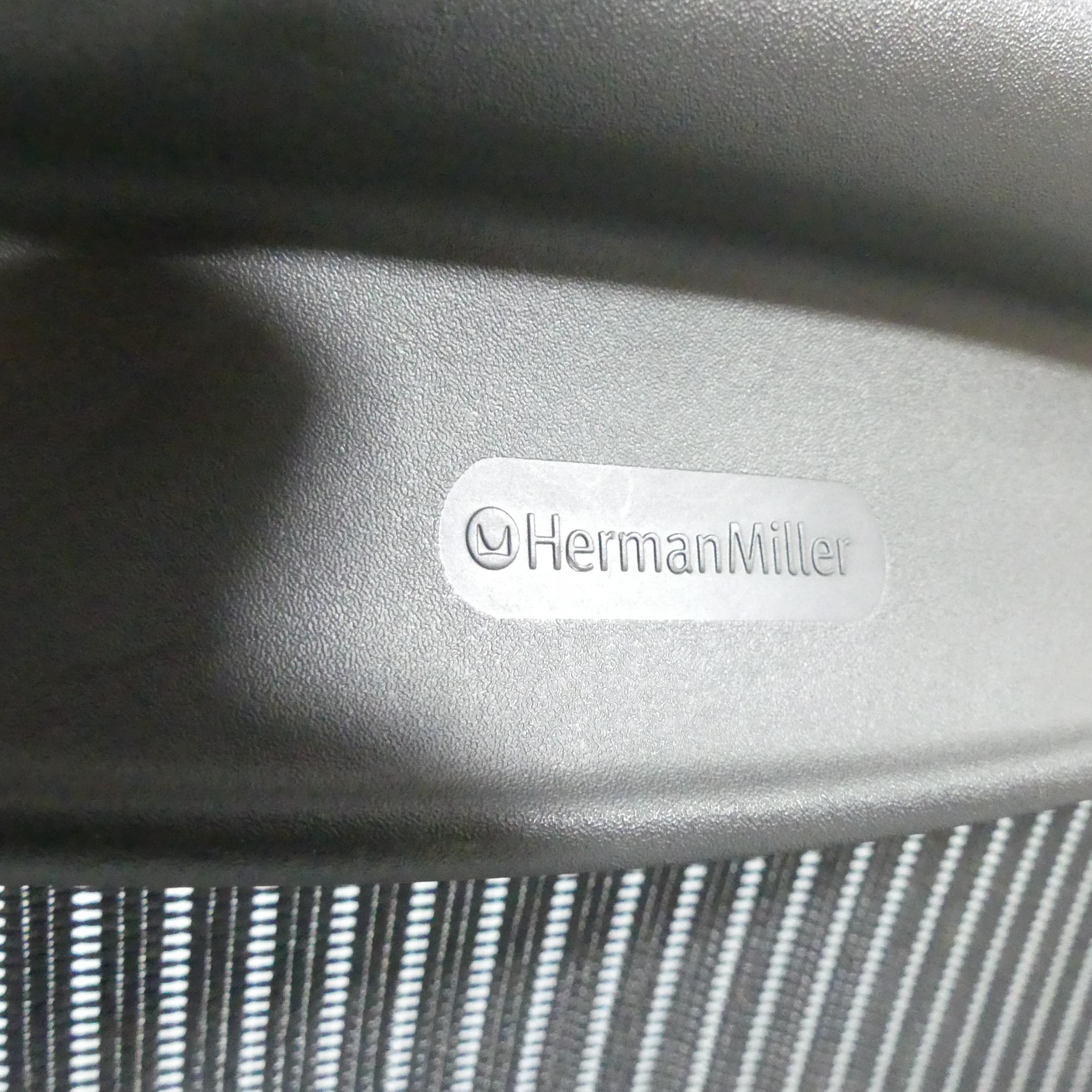 HERMAN MILLER An Aeron black office chair, with maker's marks under. - Image 2 of 2