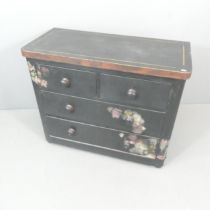 A Victorian painted mahogany chest of two short and two long drawers. 99x80x45cm.