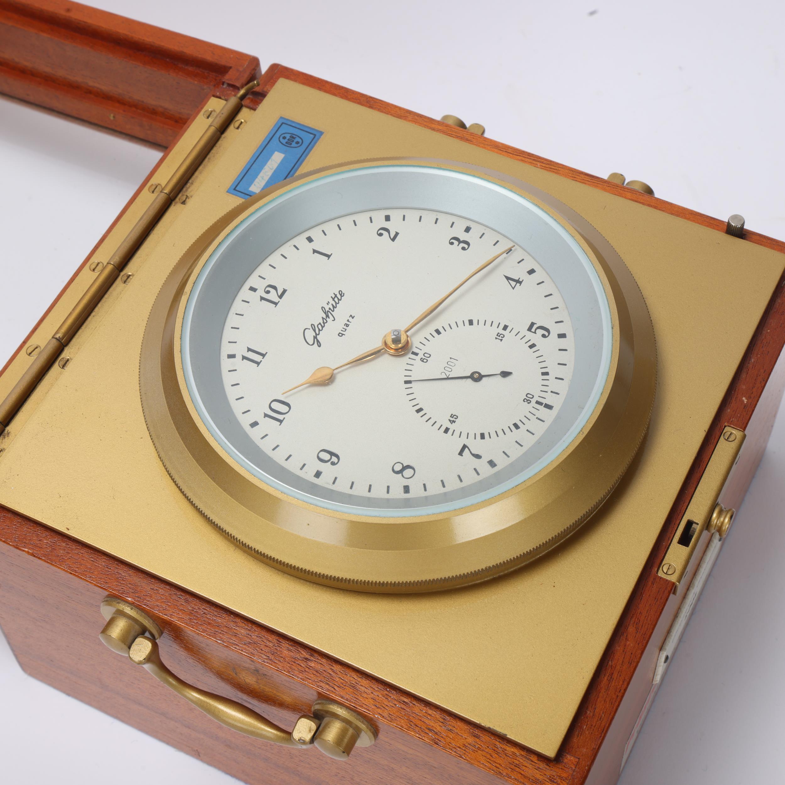 Glashutte quartz chronometer, glazed mahogany case with brass carrying handles, case width 18.5cm, - Image 3 of 3