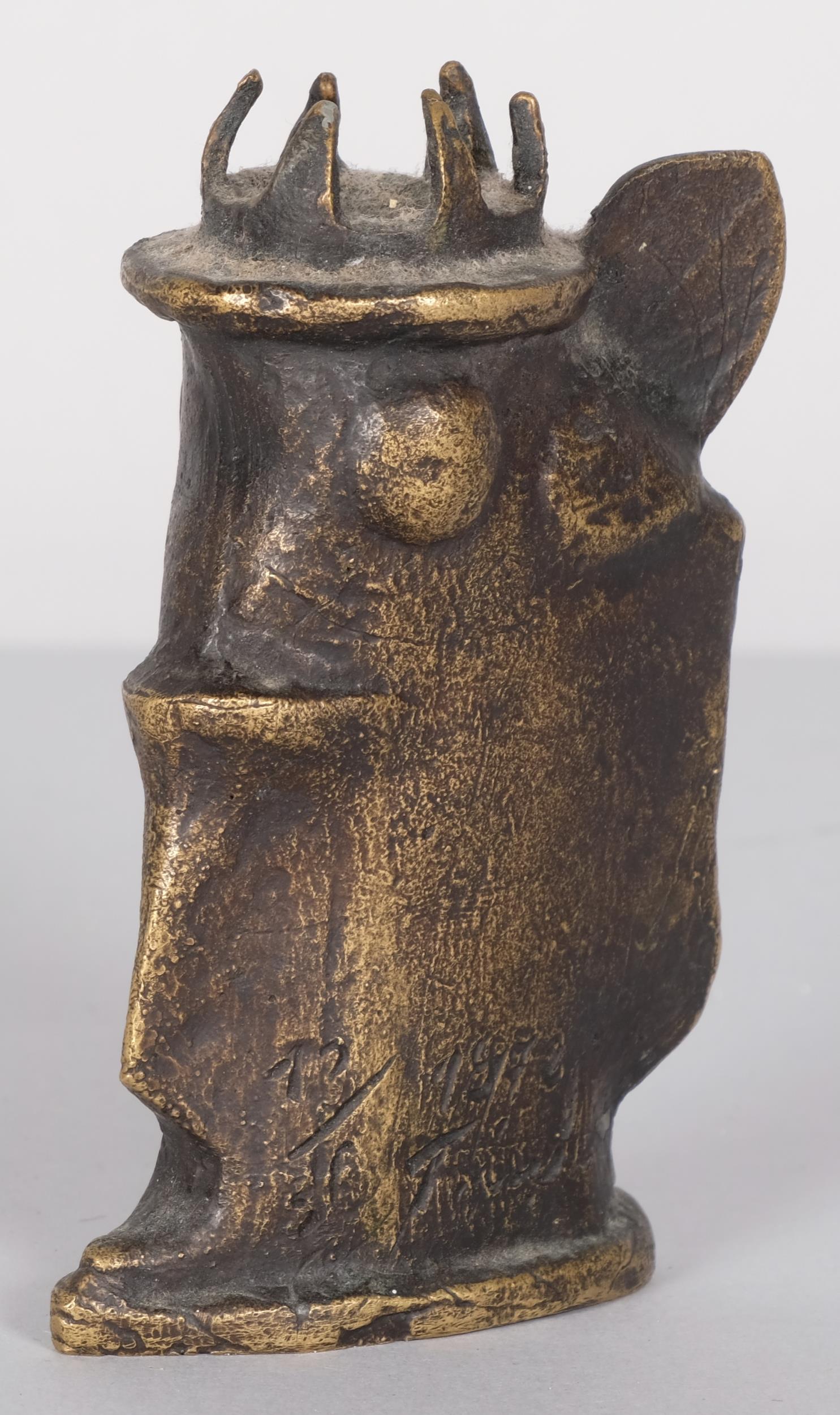 Circle of Elisabeth Frink (1930 - 1993), abstract chess piece, bronze sculpture, signed and dated - Image 2 of 4