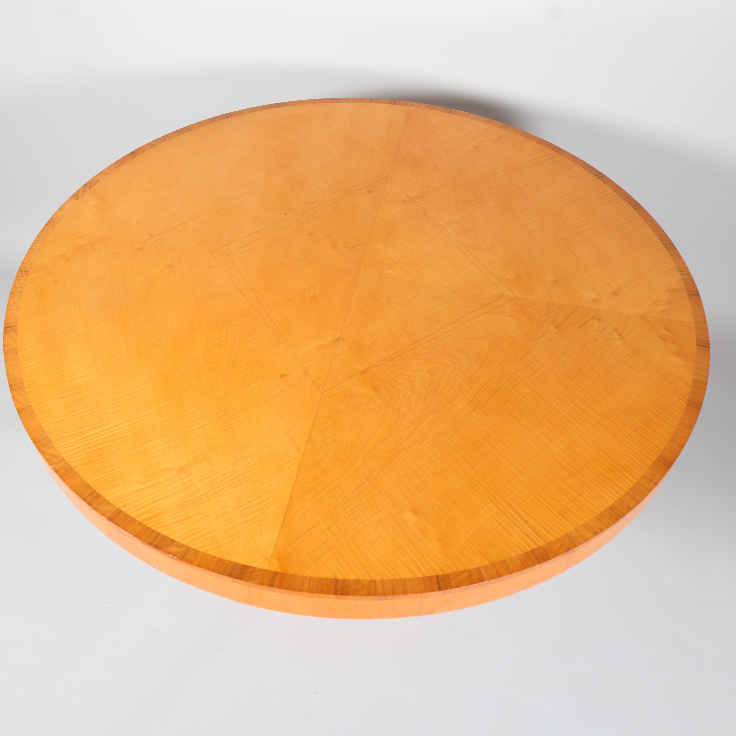 Art Deco satinwood and walnut dining suite, comprising circular table on drum-shaped base, - Image 7 of 10