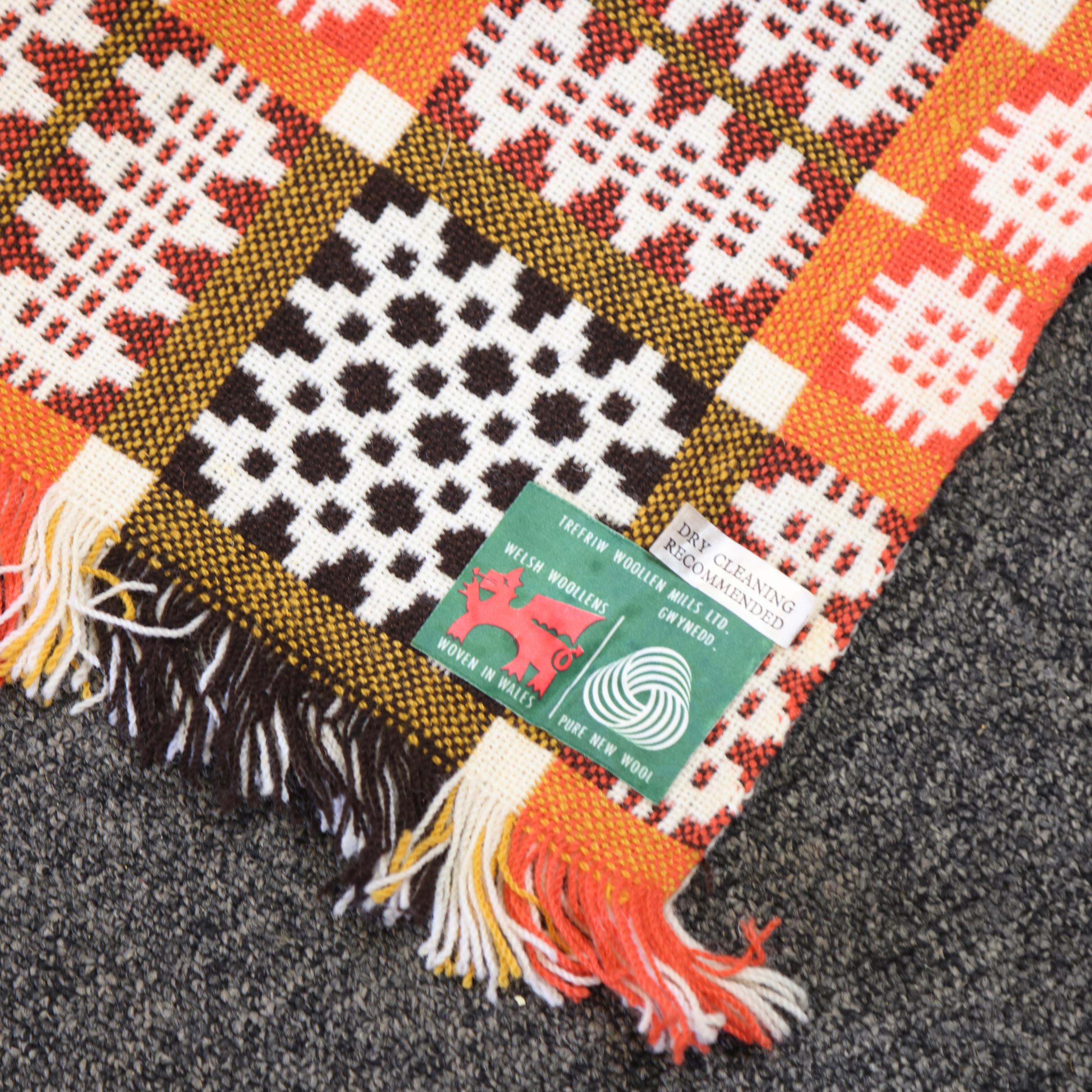 A Welsh Blanket, reversible in cream/orange/brown wool, makers label for Trefriw Wollen Mills Ltd, - Image 3 of 3