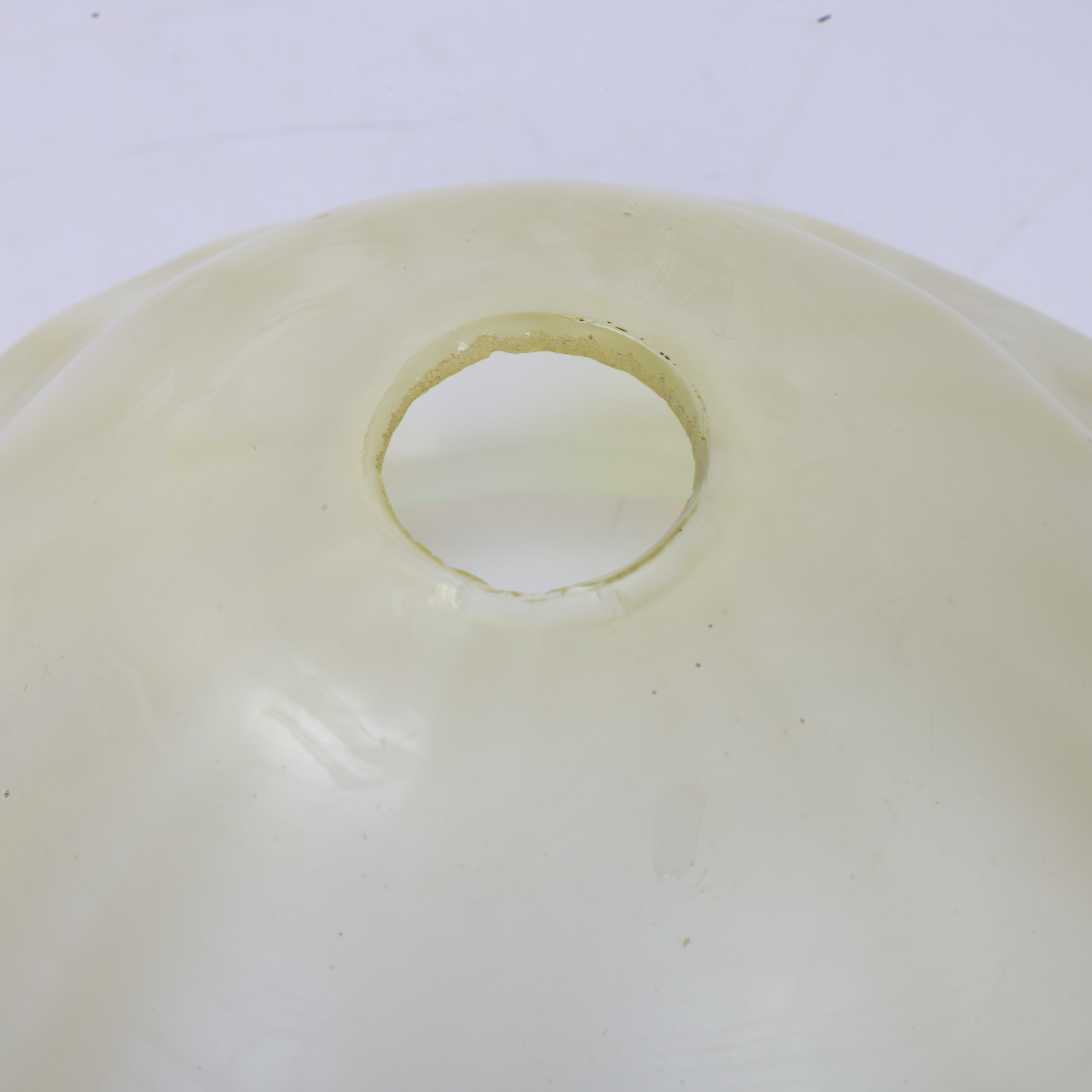 Art Nouveau vaseline glass shade with frilled edge, diameter 19.5cm Good condition, no chips - Image 3 of 3