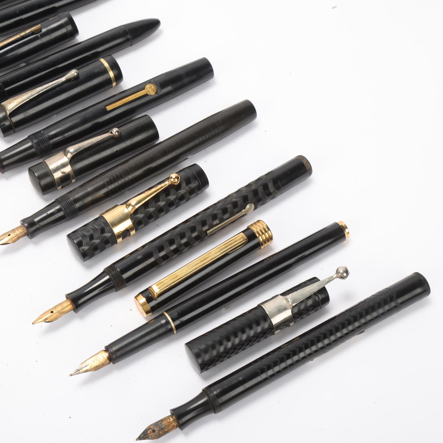 12 vintage fountain pens, including pens by Blackbird, Senator, Burnham, many with 14ct gold nibs - Bild 2 aus 4