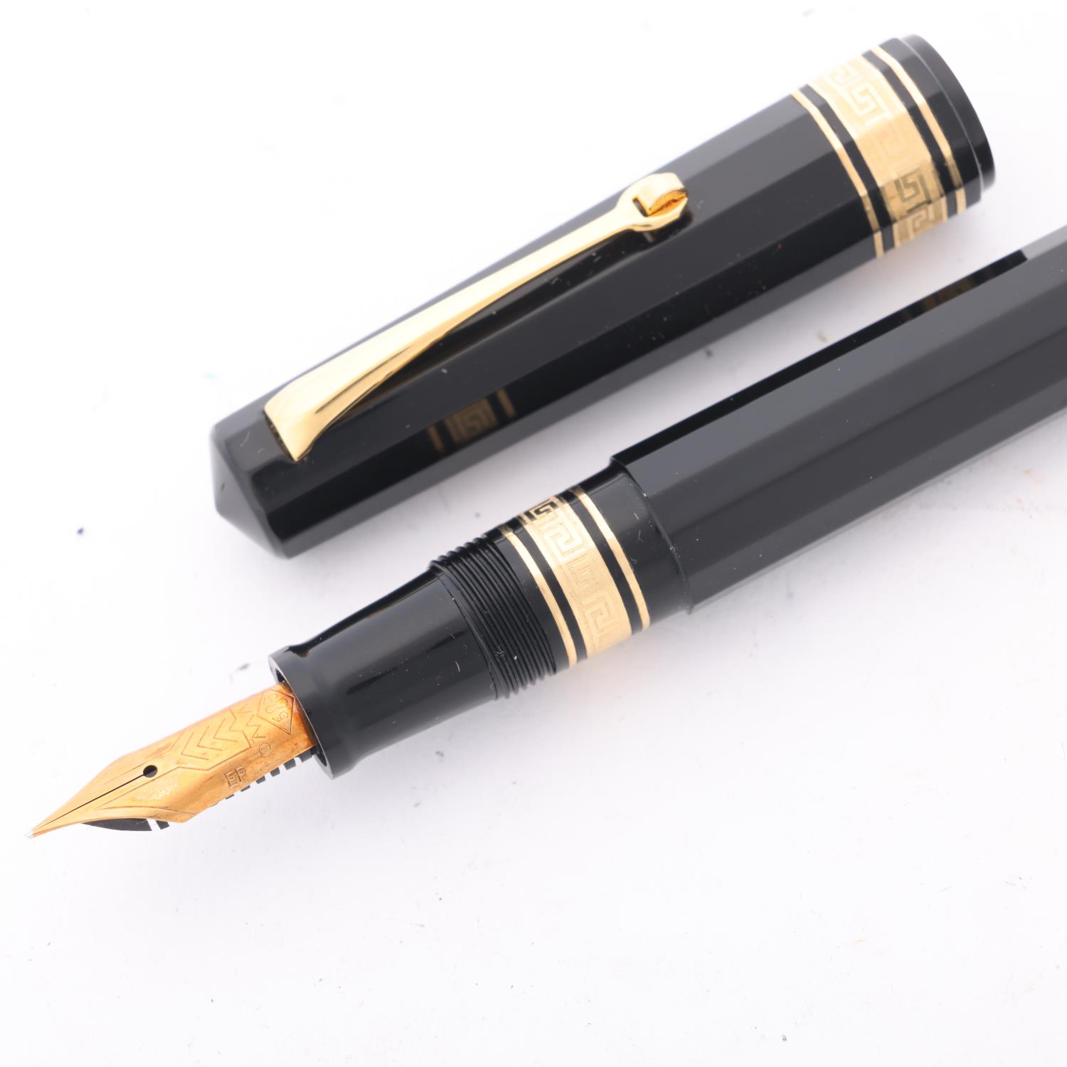 An Omas Dama fountain pen, with 14ct EF nib and black resin piston fill body, boxed with papers Very - Image 2 of 4