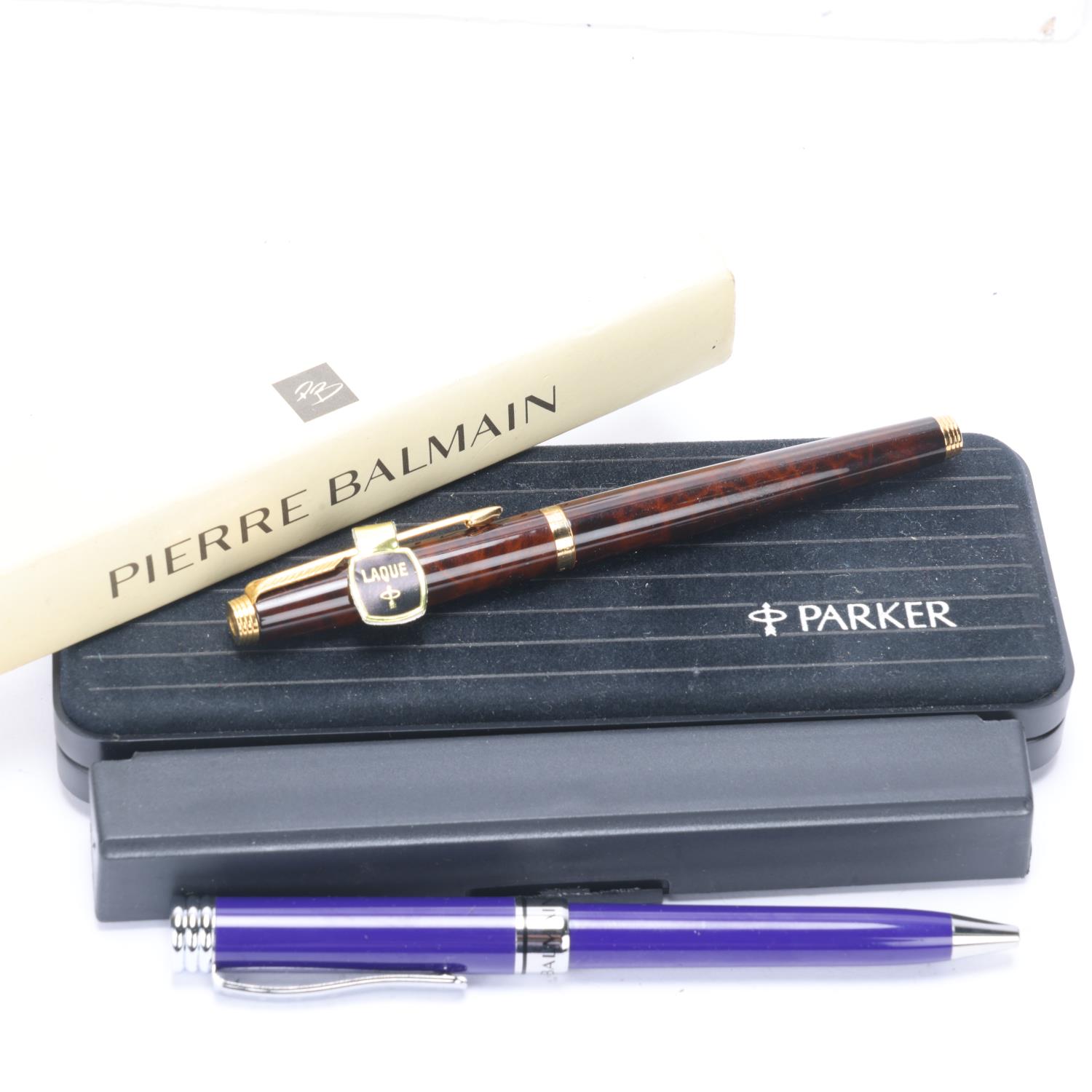 A Parker 75 Lacquer Fountain pen, French made tortoishell lacquer body with 15ct gold Medium nib, - Bild 4 aus 4