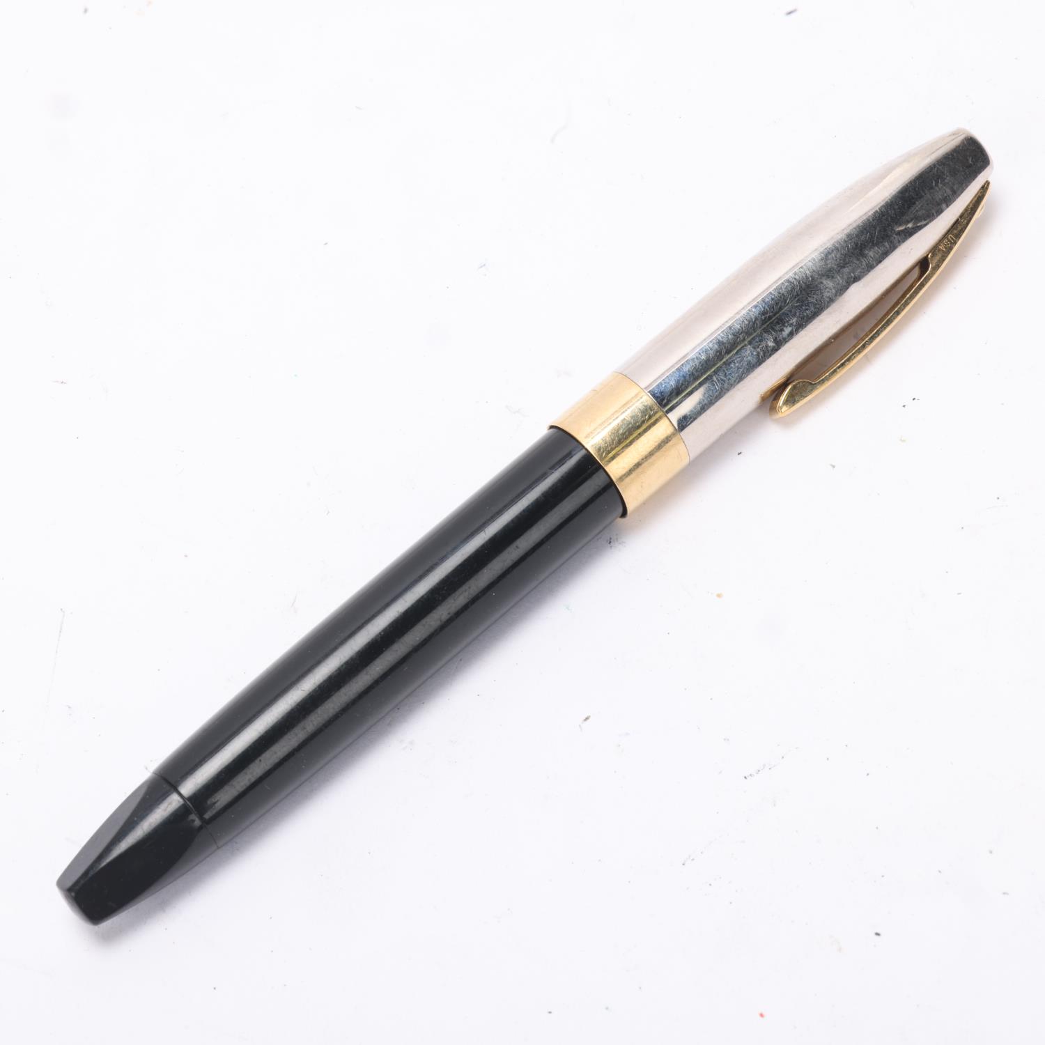 A Sheaffer Legacy Heritage fountain pen, with black body and palladium cap and 18ct gold nib - Image 4 of 4