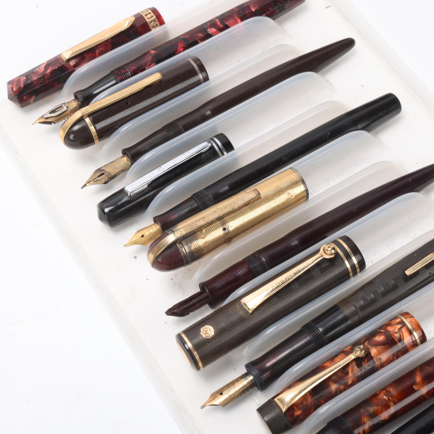 9 vintage Eversharpe / Wahl fountain pens, 1920s' - 60s' models Most in complete untested condition, - Image 3 of 4