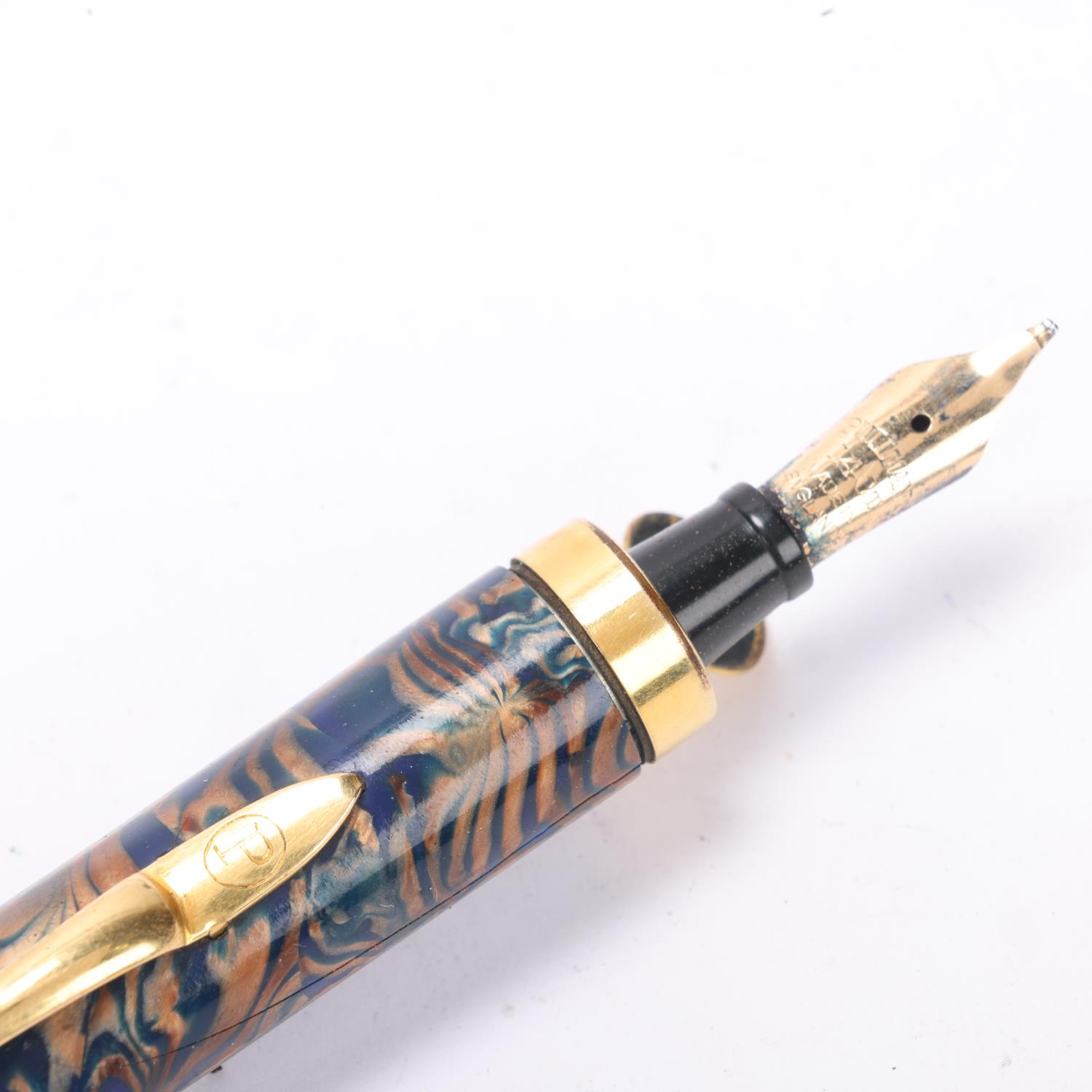 A Pullman blue and gilt marbled fountain pen with 14k nib and gilt mounts, with push action pop up - Image 3 of 4