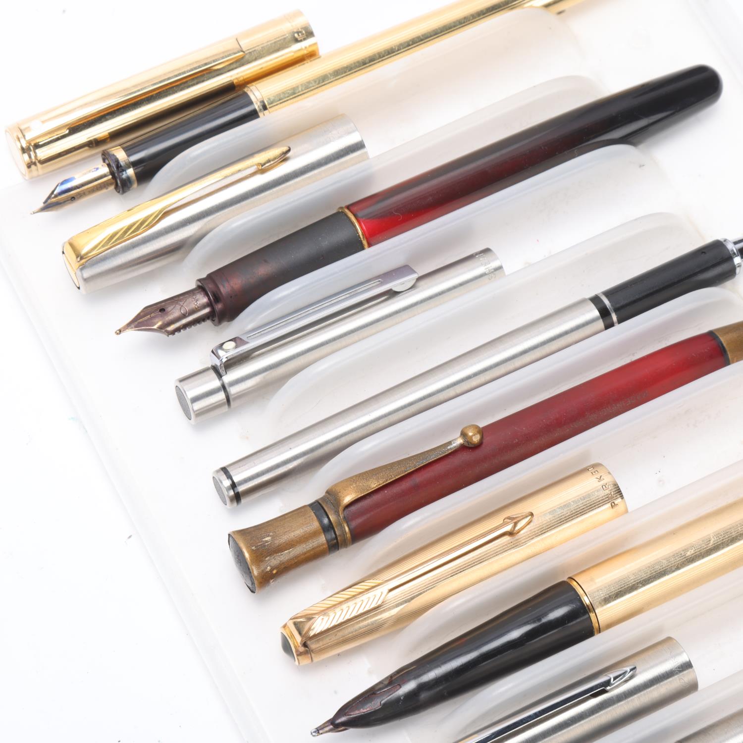 9 fountain pens (6), ballpoint pens (2) and a vintage pencil, including Parker, Waterman, Sheaffer - Image 3 of 4