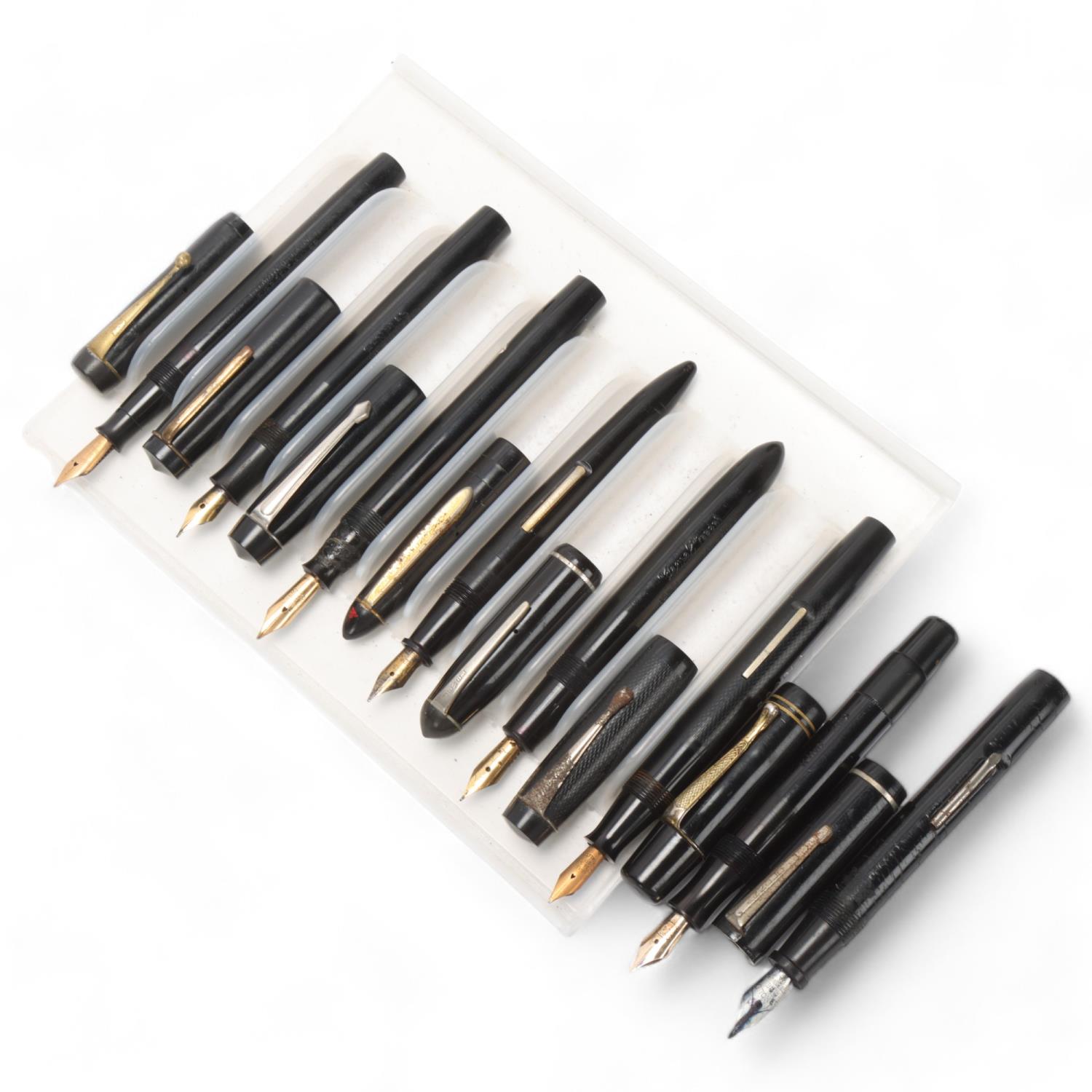 8 Vintage fountain pens, includes models, New Bond No333, Pitmans Fono, Penplas, Jewel No61, Arnold,