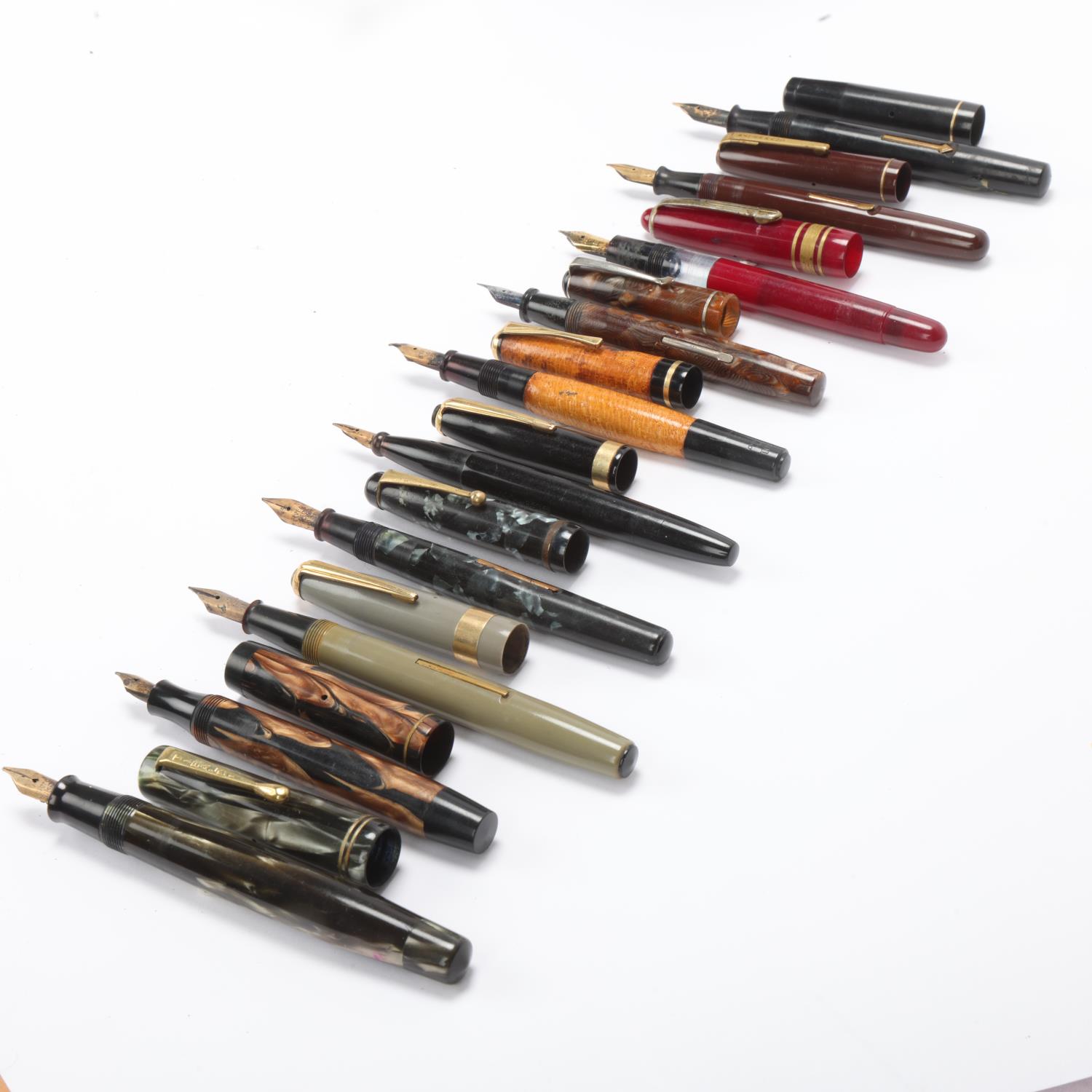 10 vintage fountain pens, including Non-Stop, 5 x Wyvern, Hema, Tibaldi, Edesta and Waterman 1 - Image 4 of 4