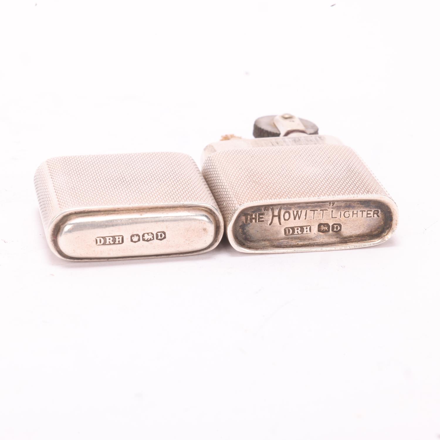 A 1946 hallmarked silver "The Howitt Lighter", engine turned body with initials GRC on cap, Untested - Bild 3 aus 4