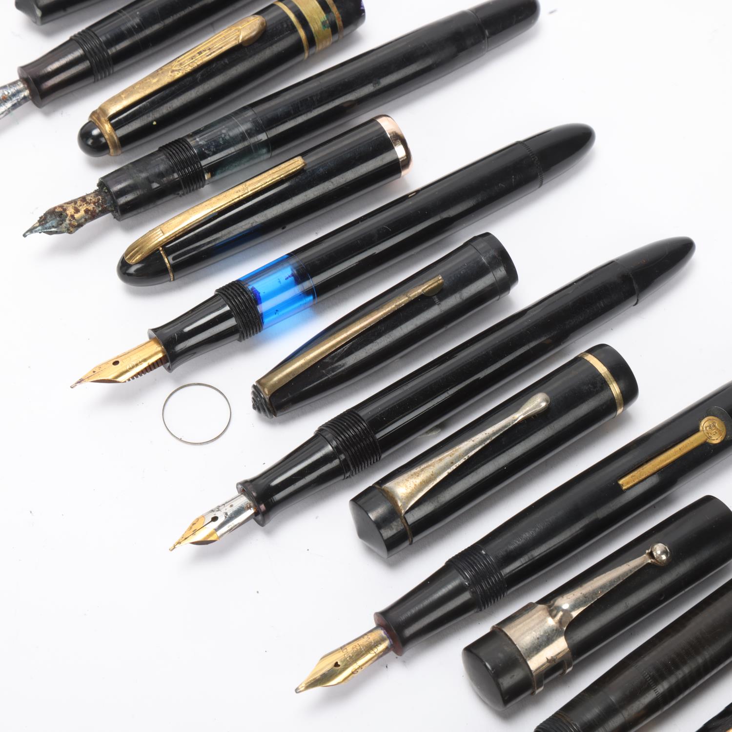 12 vintage fountain pens, including pens by Blackbird, Senator, Burnham, many with 14ct gold nibs - Image 3 of 4
