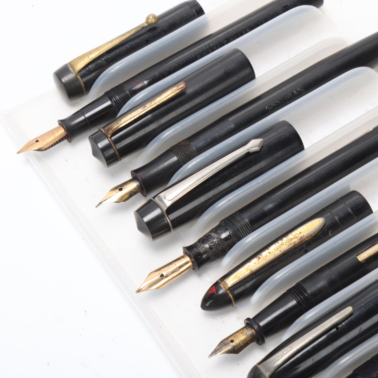 8 Vintage fountain pens, includes models, New Bond No333, Pitmans Fono, Penplas, Jewel No61, Arnold, - Image 3 of 4