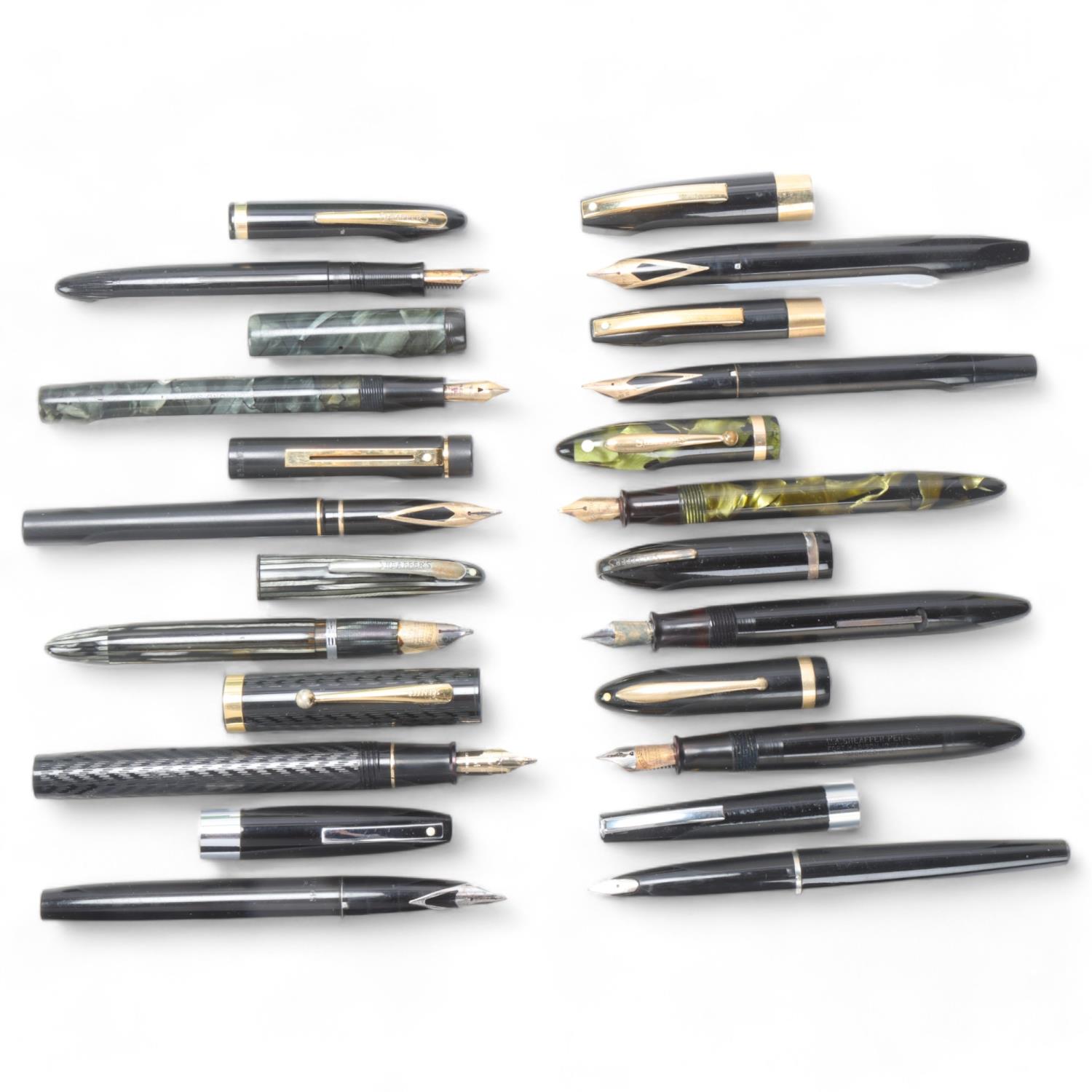 12 vintage Sheaffer fountain pens, 7 with 14ct nibs All in complete untested condition, some wear