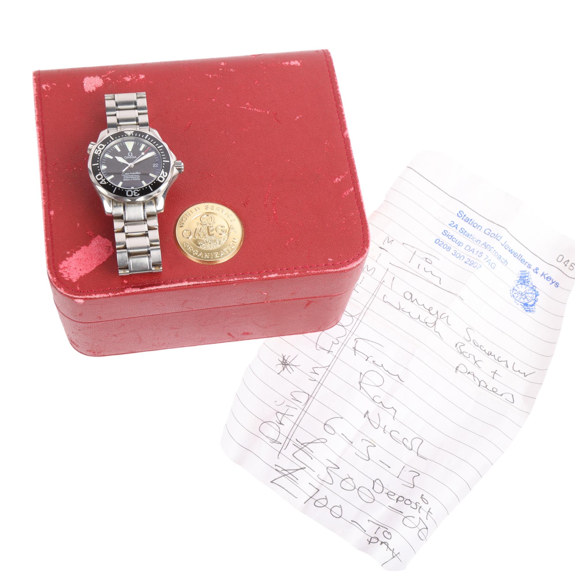 OMEGA - a stainless steel Seamaster Professional chronometer automatic calendar bracelet watch, ref. - Image 5 of 5