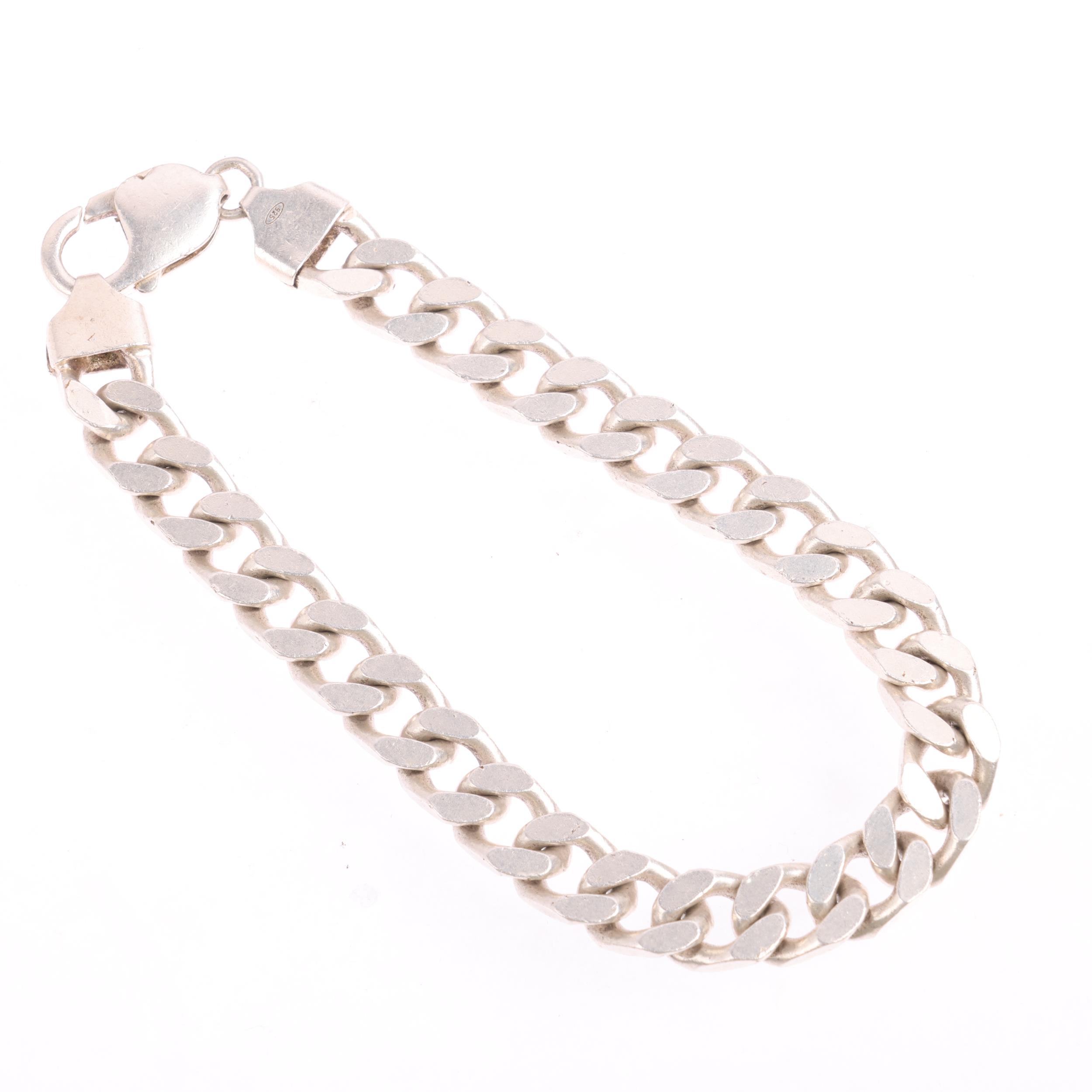 A heavy Italian sterling silver flat curb link chain bracelet, 21cm, 33.6g Condition Report: No - Image 3 of 3