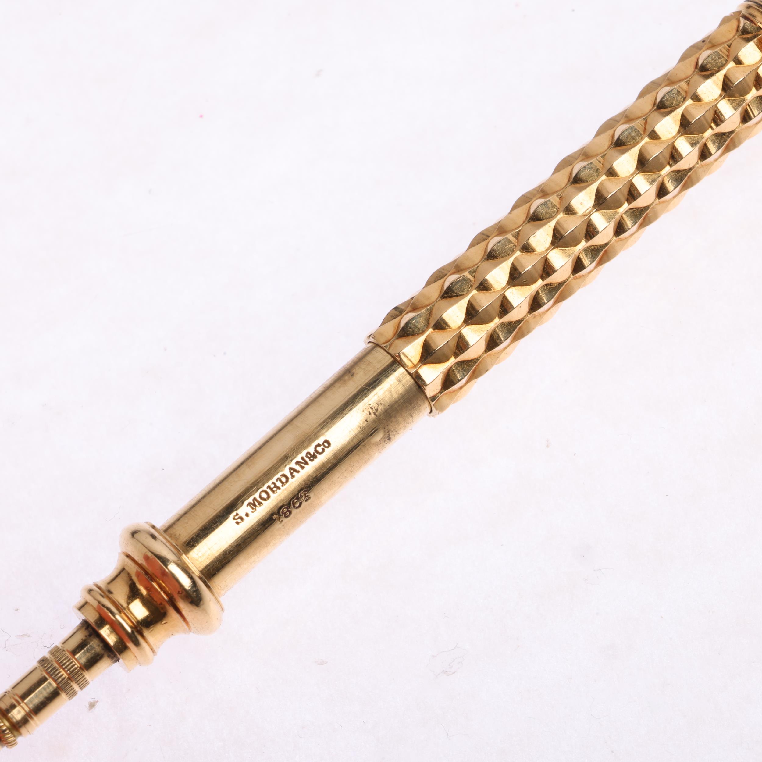 SAMPSON MORDAN & CO - an Art Deco 18ct gold propelling pencil, model no. J531, extended length - Image 2 of 4