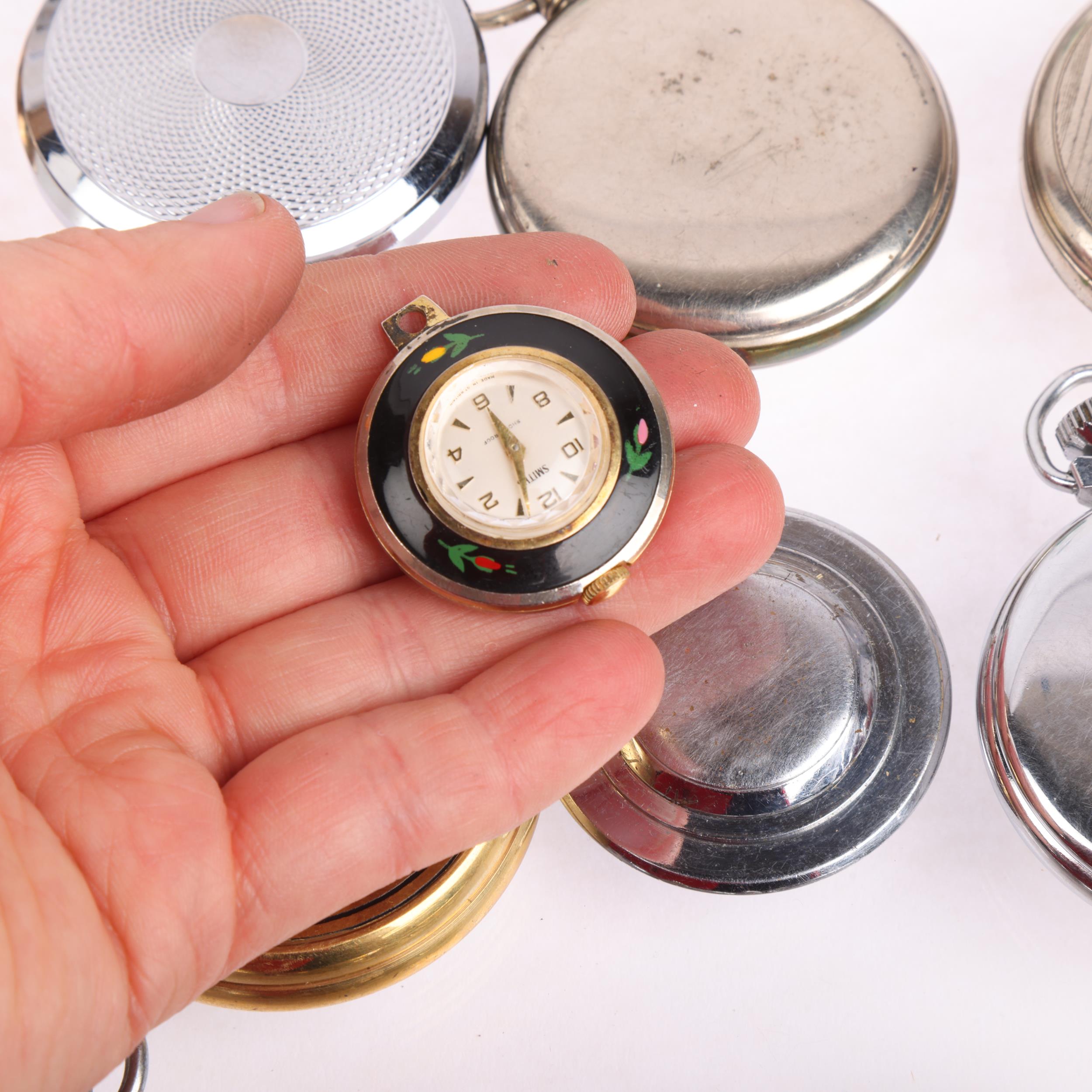 A quantity of pocket watches, makers include Ingersoll, Services, Smiths Empire, etc Condition - Image 5 of 5