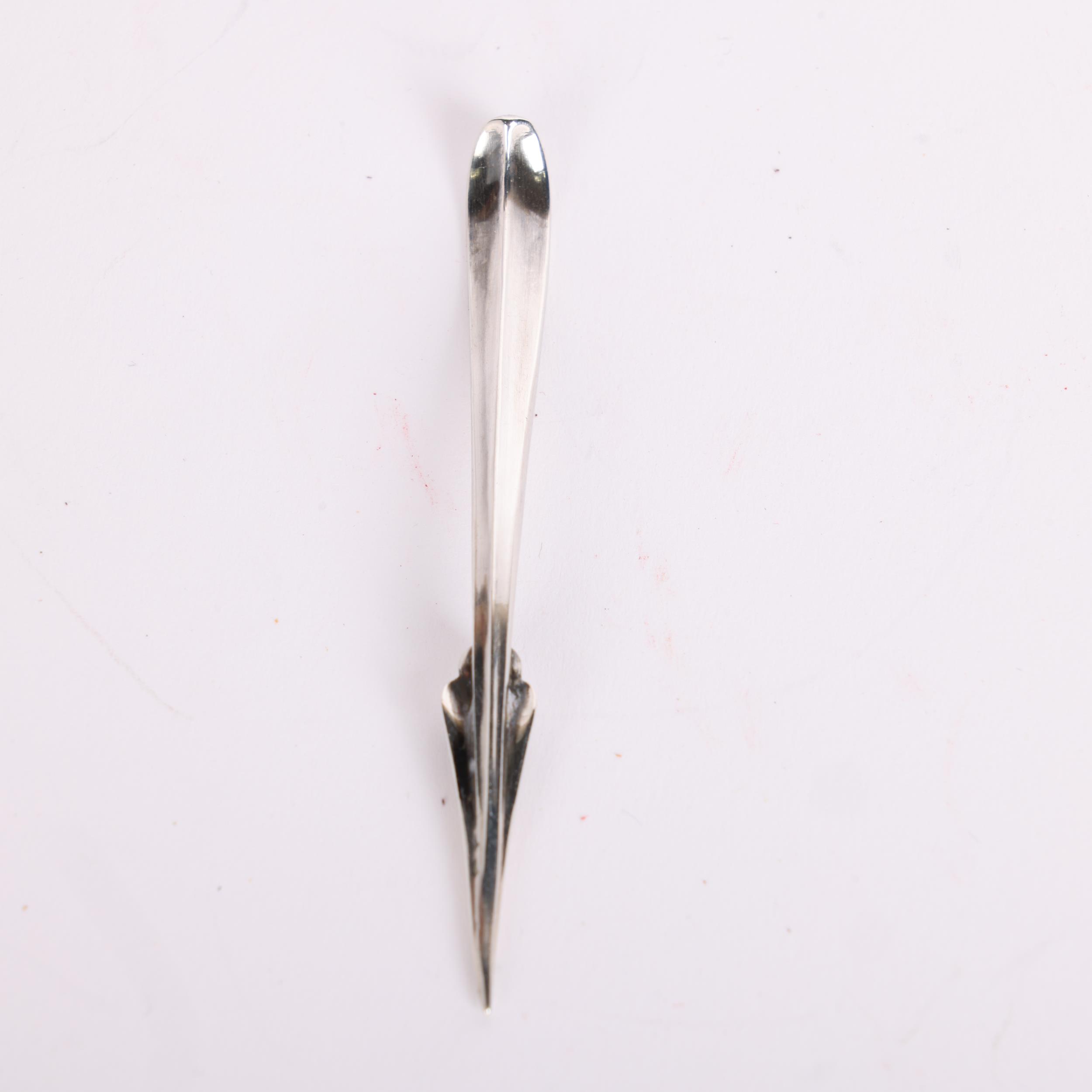 GEORG JENSEN - a Danish modernist sterling silver nut pick, model no. 68A, 7.5cm Condition Report: - Bild 3 aus 3