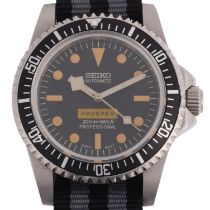 SEIKO - a stainless steel Prospex Professional 200M automatic wristwatch, black dial with dot and