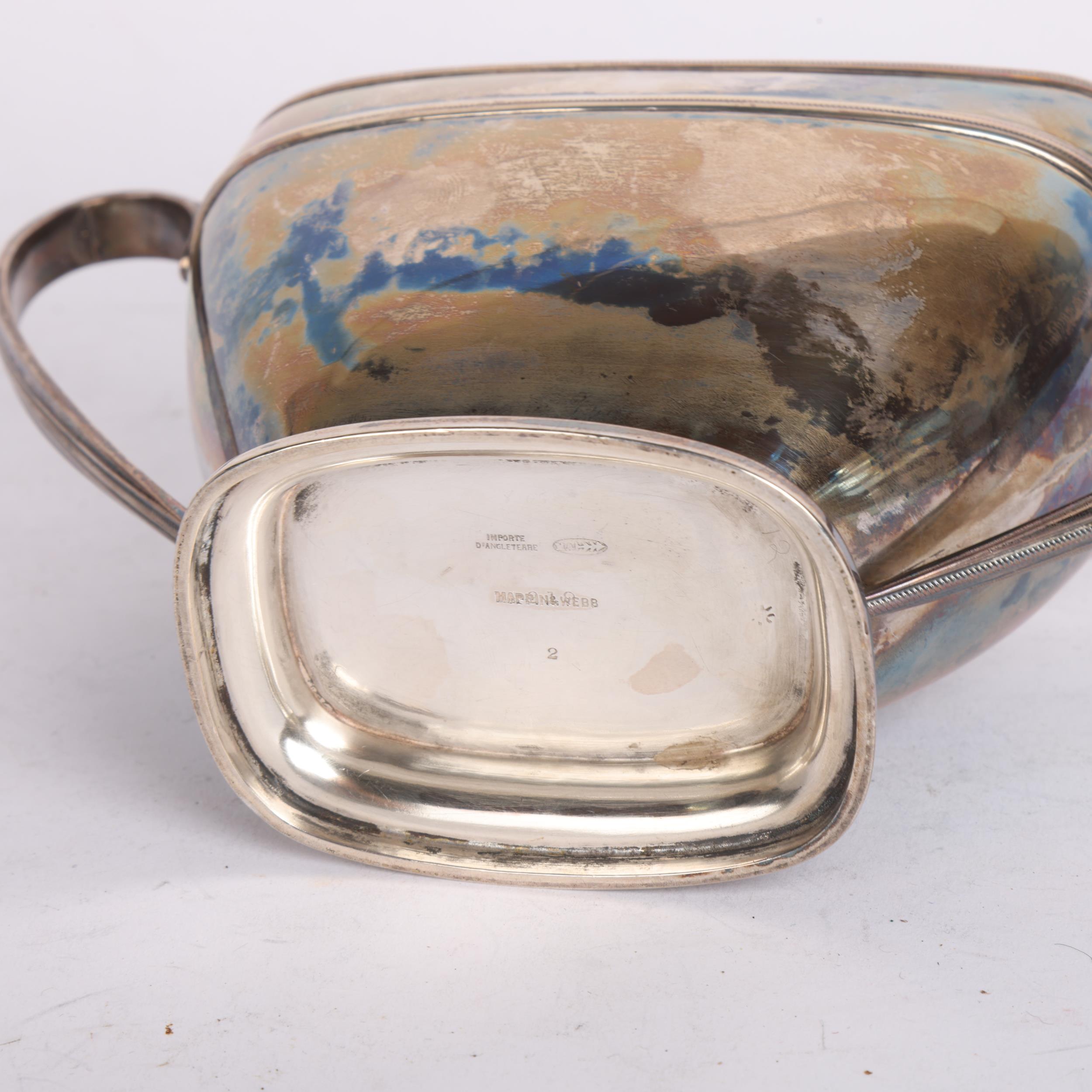 A George V silver 2-handled sugar bowl, Mappin & Webb, Sheffield 1918, width including handles 18. - Image 3 of 3