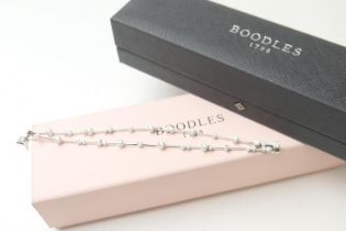 Boodles Raindance diamond bracelet in platinum, consisting of 39 round brilliant cut diamonds in