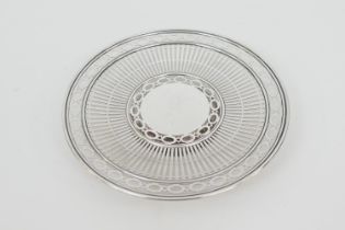 Sterling silver shallow dish, circa 1910-20, pierced circular form on a short trumpet form,