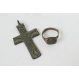 Medieval pilgrim crucifix metal pendant, 6cm x 3.5cm; also a Tudor brass seal ring (2) (Please