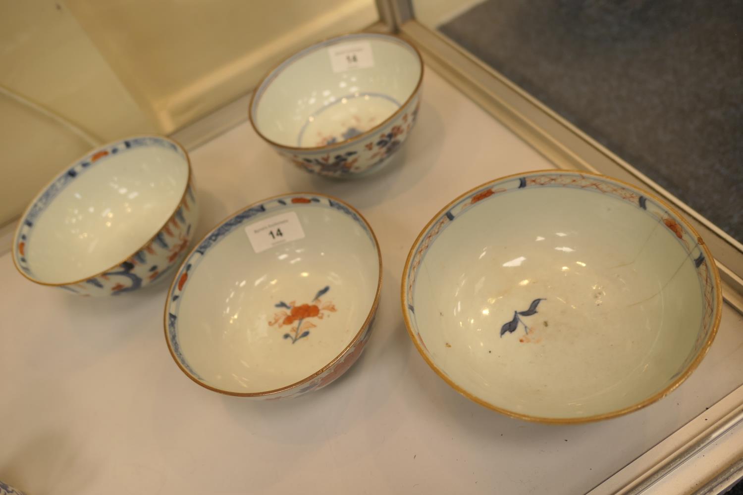Four Chinese Imari Export bowls, all 18th Century, the largest 15cm diameter (Please note - Image 2 of 5