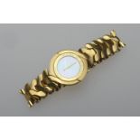 Andre Le Marquand, Geneve, an 18ct gold gent's quartz wristwatch, with numberless mother of pearl