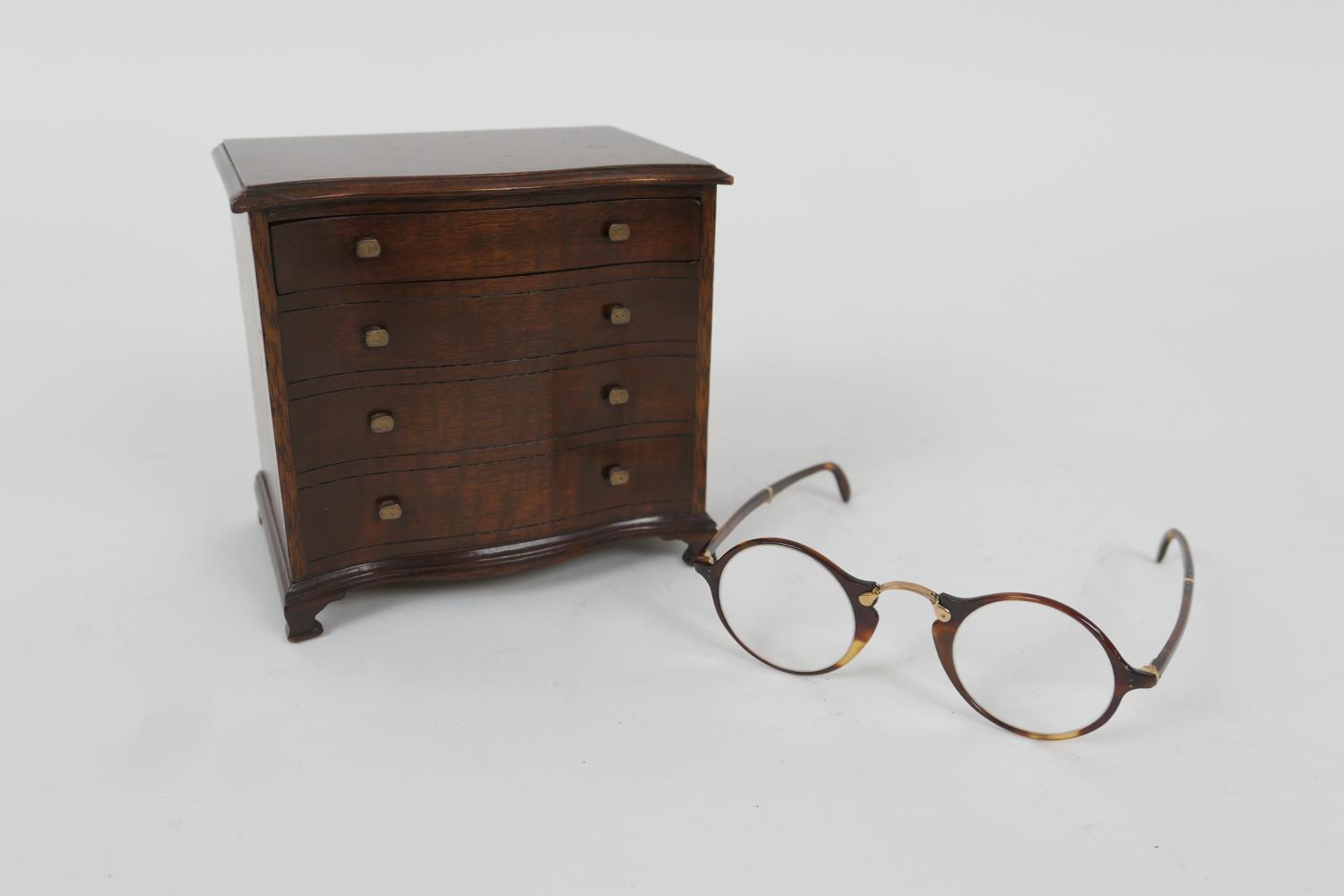 Unusual money box, worked as a miniature Georgian mahogany serpentine front chest of drawers ' - Image 2 of 2