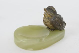 Austrian cold painted bronze green onyx ashtray, cast as a jenny wren chick, 10.5cm (Please note