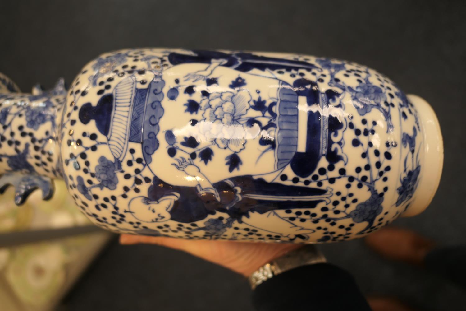 Matched pair of Chinese blue and white vases, late 19th Century, of rouleau form decorated with - Image 4 of 7