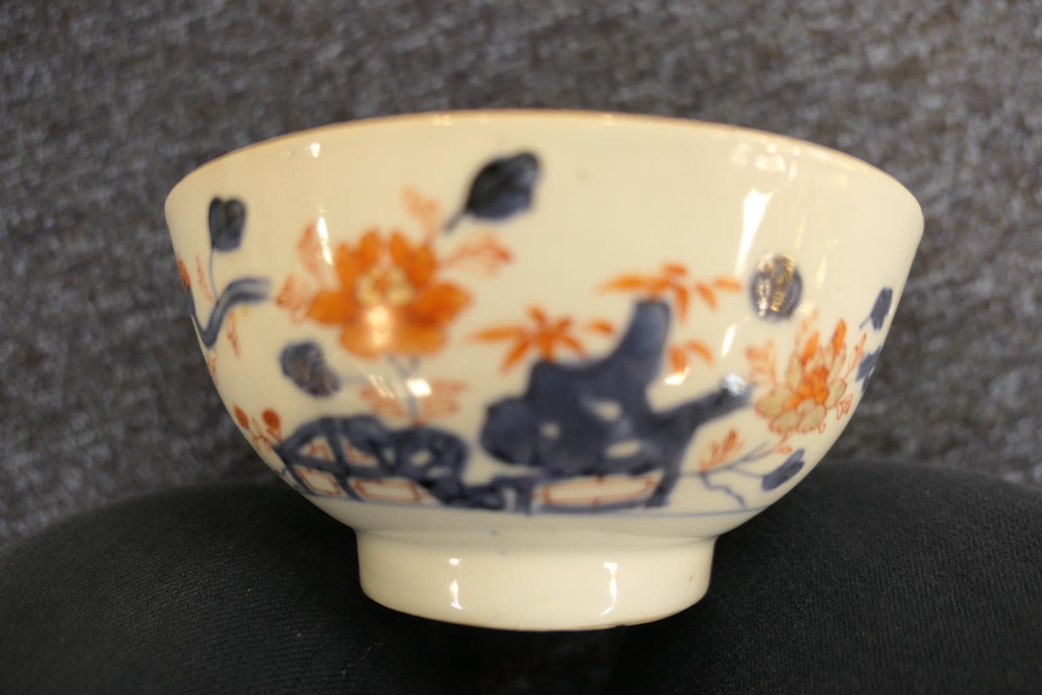 Four Chinese Imari Export bowls, all 18th Century, the largest 15cm diameter (Please note - Image 3 of 5