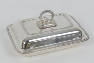 George V silver entree dish and cover, maker G H, Sheffield 1930, rectangular form with bayonet