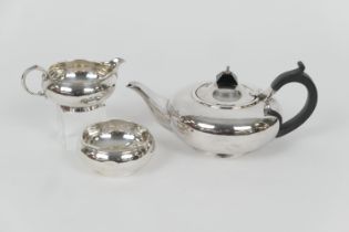 George V silver three piece tea service, by Richard Woodman Burbridge for Harrods Ltd, London