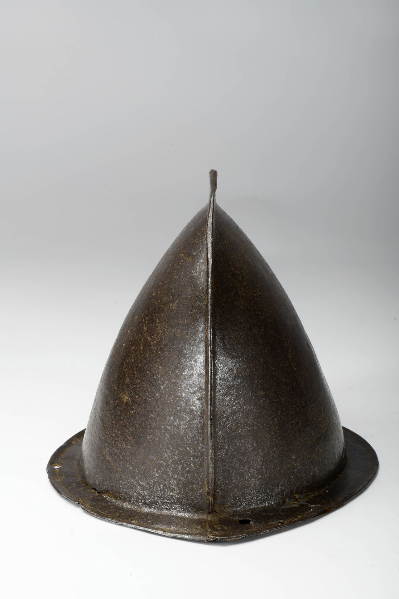 A morrion (military helmet) - Bild 2 aus 2