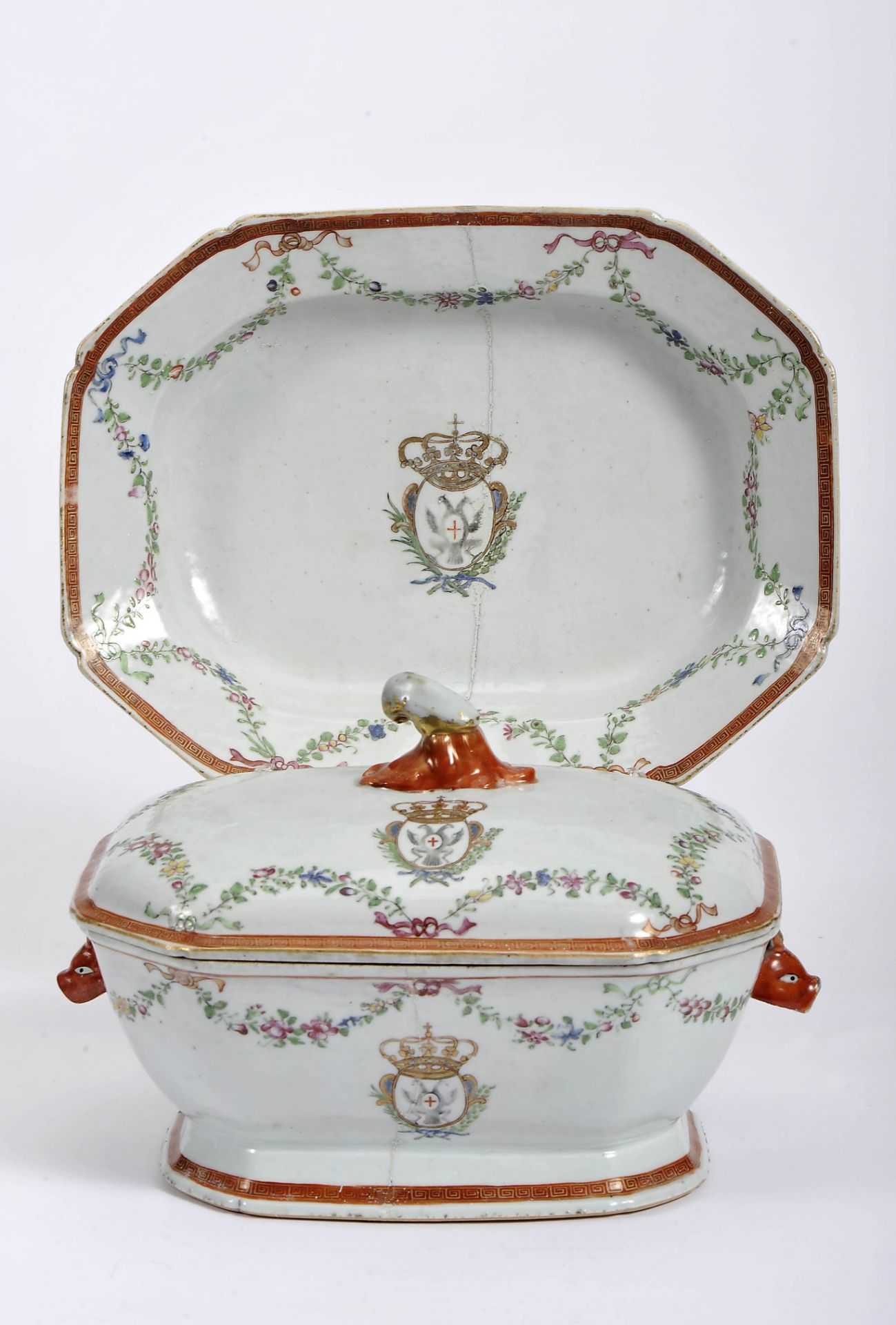 A tureen with stand - Image 2 of 3