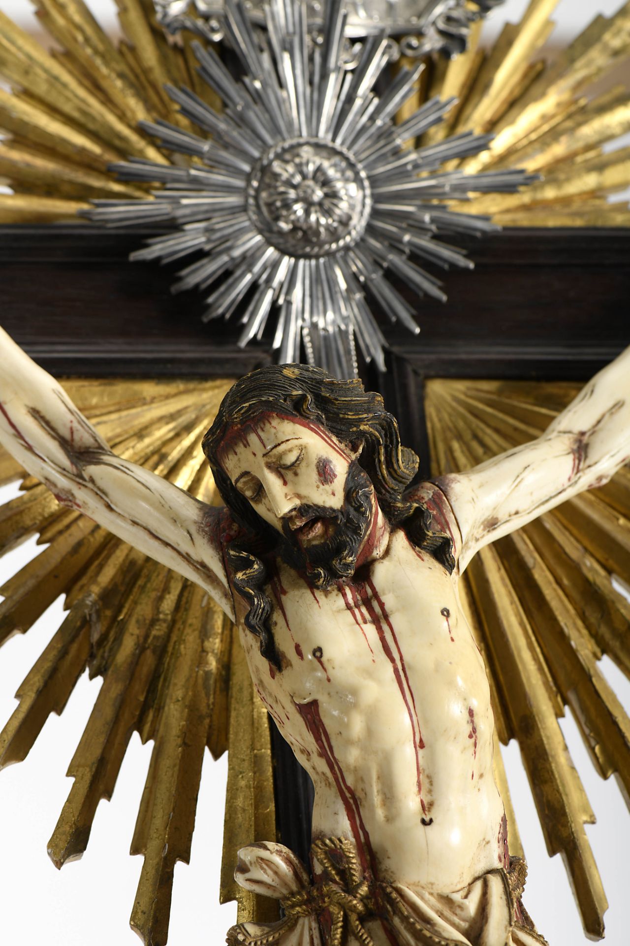 Crucified Christ and Our Lady of Calvary - Bild 2 aus 6